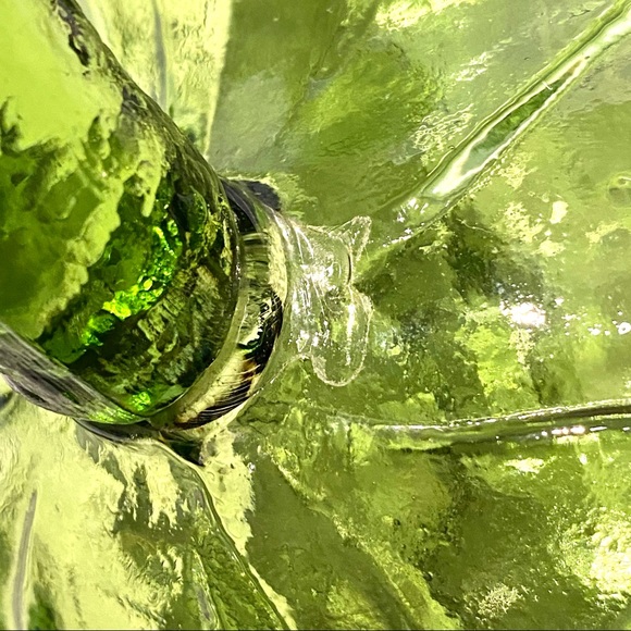 Vintage Olive Anchor Hocking Rainflower Pitcher - Picture 9 of 10